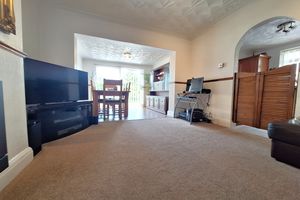 Sitting Room - click for photo gallery